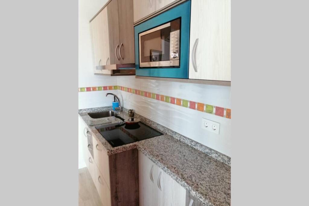 Apartamento Frente Al Mar เบนิดอร์ม ภายนอก รูปภาพ