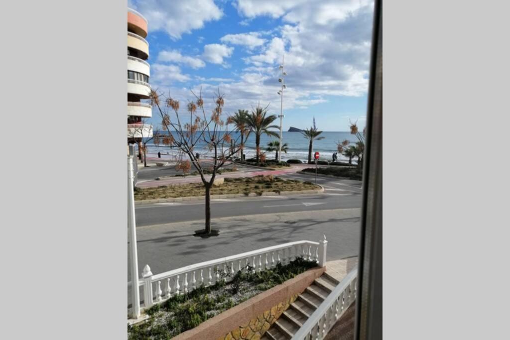 Apartamento Frente Al Mar เบนิดอร์ม ภายนอก รูปภาพ