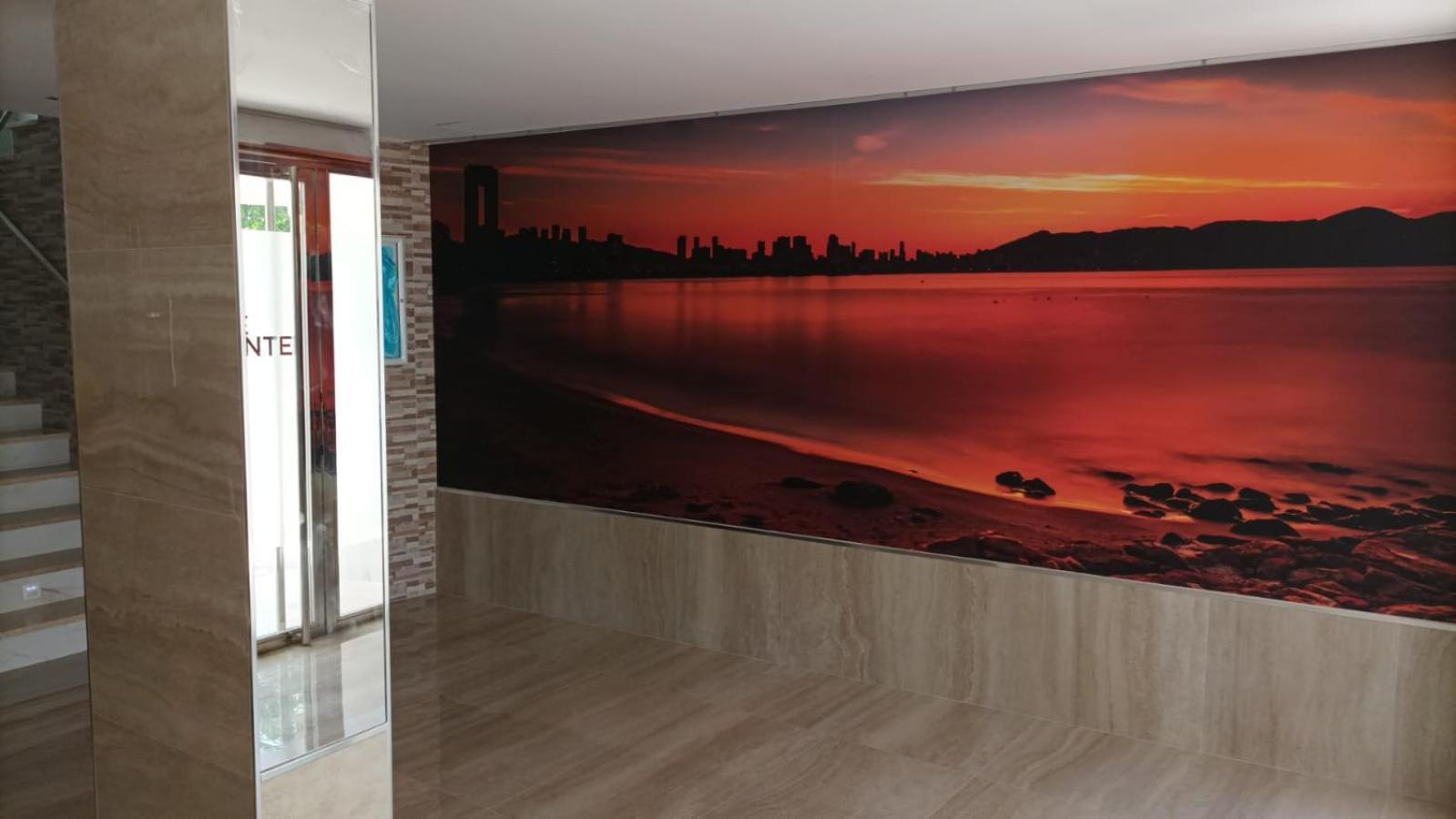 Apartamento Frente Al Mar เบนิดอร์ม ภายนอก รูปภาพ